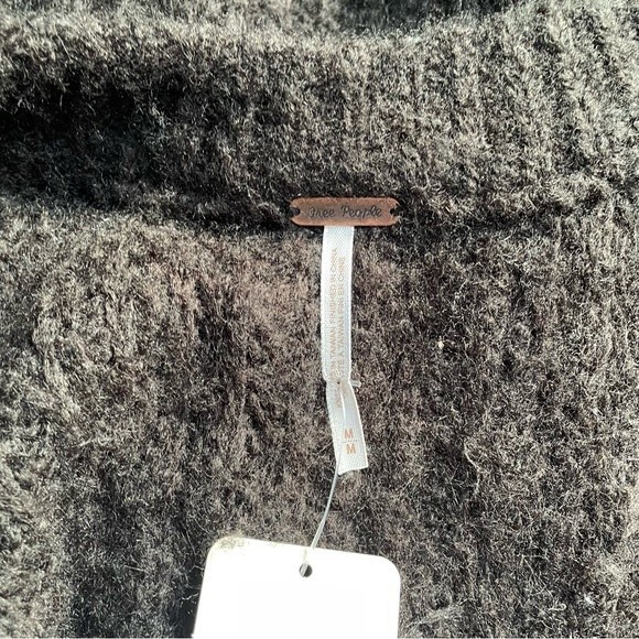 NWT Free People Blue Bell Sweater Oversized Chunky Knit Black Jumper Size Medium - Picture 11 of 15